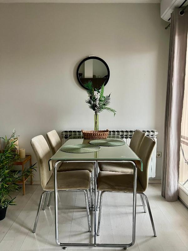 Center Lux Apartments - image 7