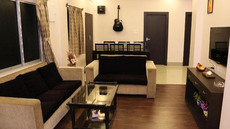URBAN NEST - 3BHK Serviced Home Stay - image 4