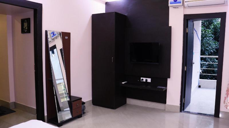 URBAN NEST - 3BHK Serviced Home Stay - image 9