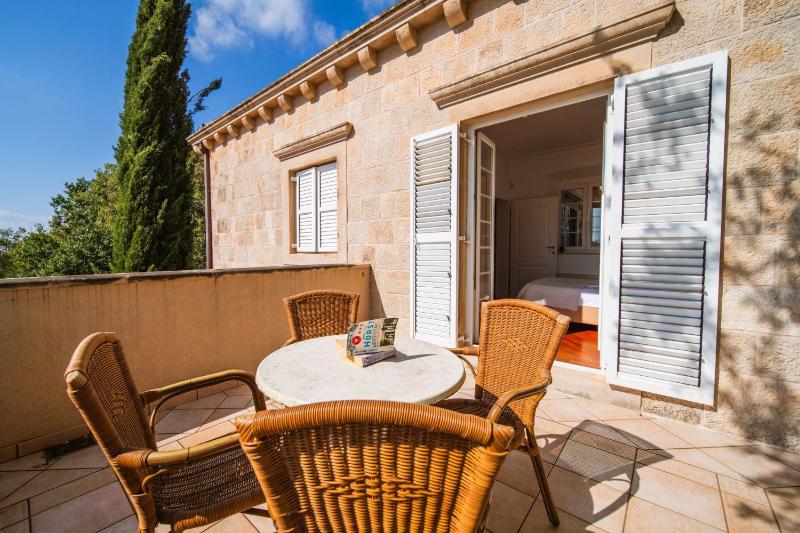 Four-Bedroom Holiday Home image 3