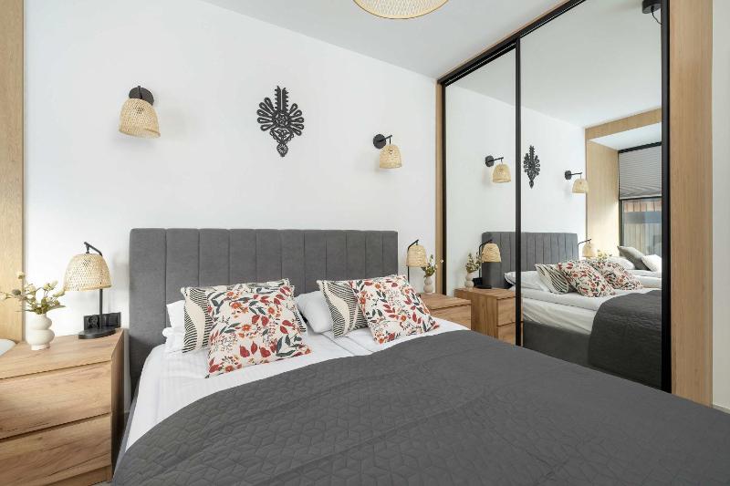 Prestiżowe Góralskie Apartamenty w Sercu Zakopanego & Parking by Noclegi Renters - image 7