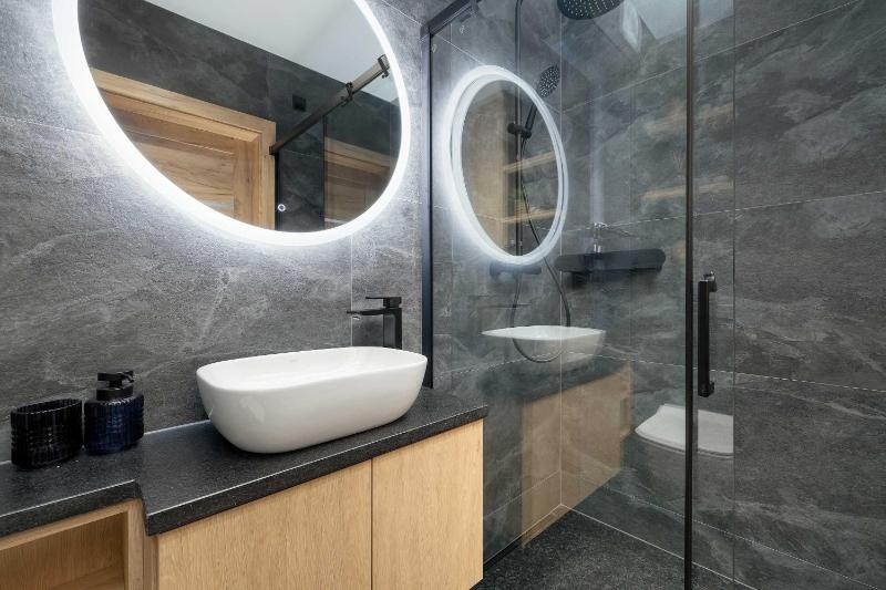 Prestiżowe Góralskie Apartamenty w Sercu Zakopanego & Parking by Noclegi Renters - image 44