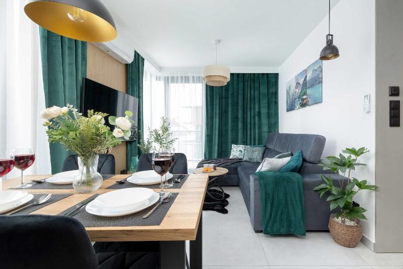 Prestiżowe Góralskie Apartamenty w Sercu Zakopanego & Parking by Noclegi Renters - image 35