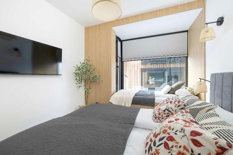 Prestiżowe Góralskie Apartamenty w Sercu Zakopanego & Parking by Noclegi Renters - image 25
