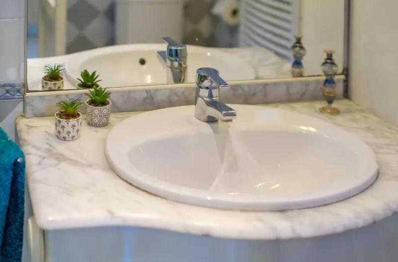 Studio charmant à Cagnes-sur-Mer de 35 m² + piscine privée - image 23