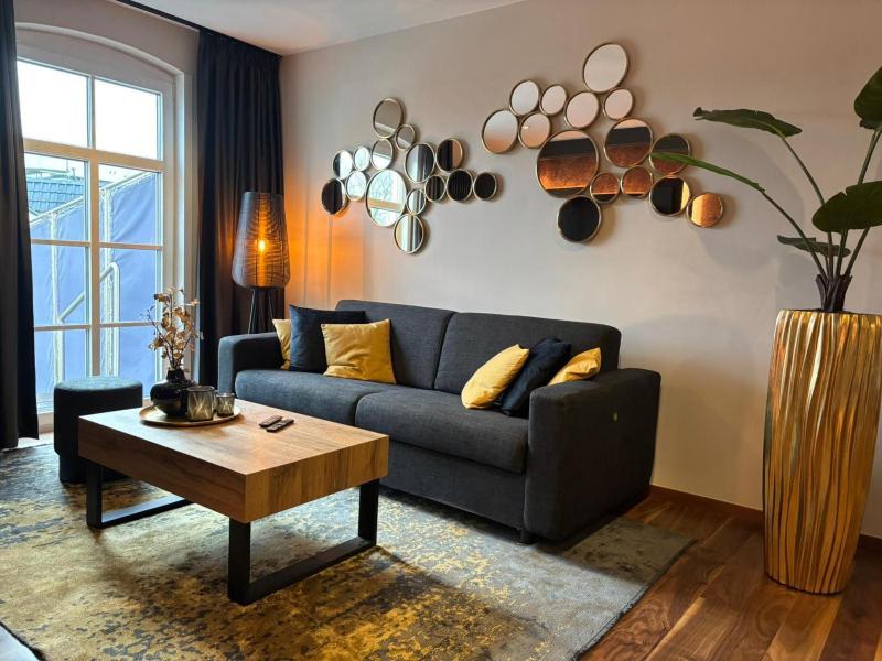Junior Suite with Balcony image 4