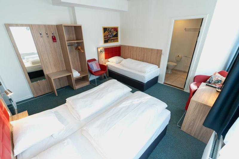 Triple Room image 1