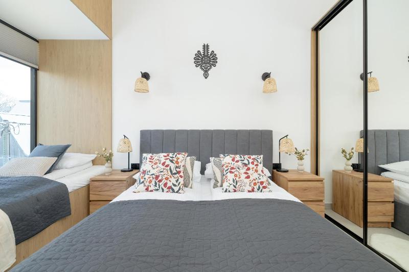 Prestiżowe Góralskie Apartamenty w Sercu Zakopanego & Parking by Noclegi Renters - image 50