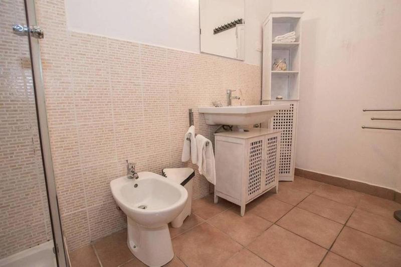 Holiday Home Deborah with Private Pool - image 9