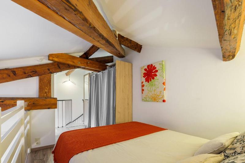 Jolie duplex avec patio - image 3
