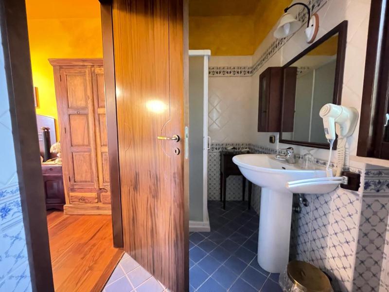 Suite image 2