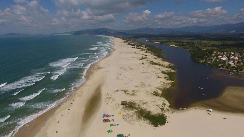 Casa na praia piscina - image 31
