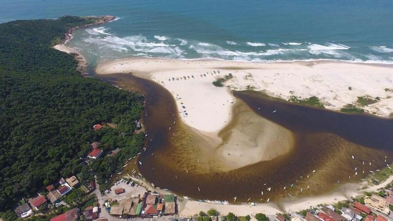 Casa na praia piscina - image 22