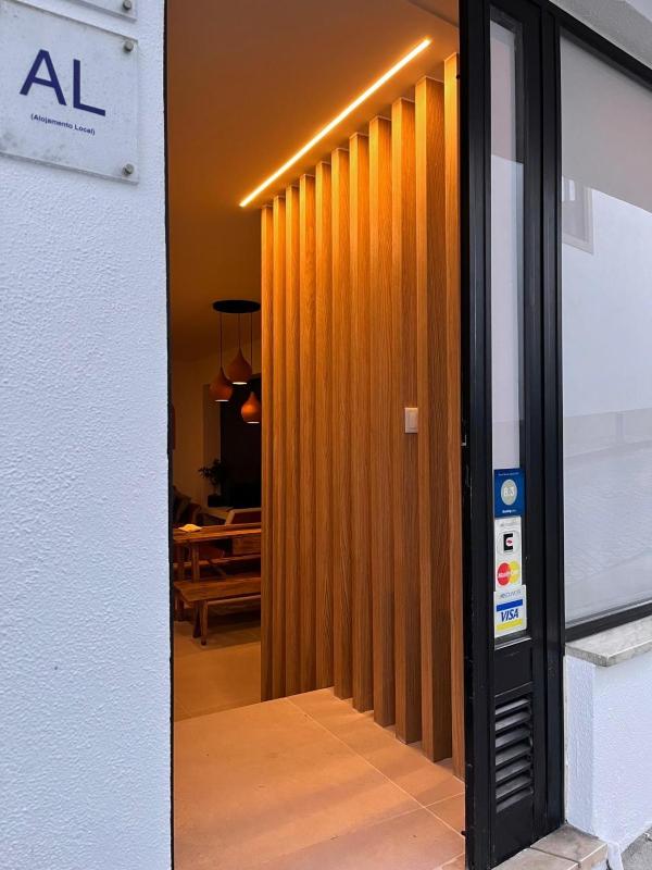 Two-Bedroom Deluxe Apartment image 4
