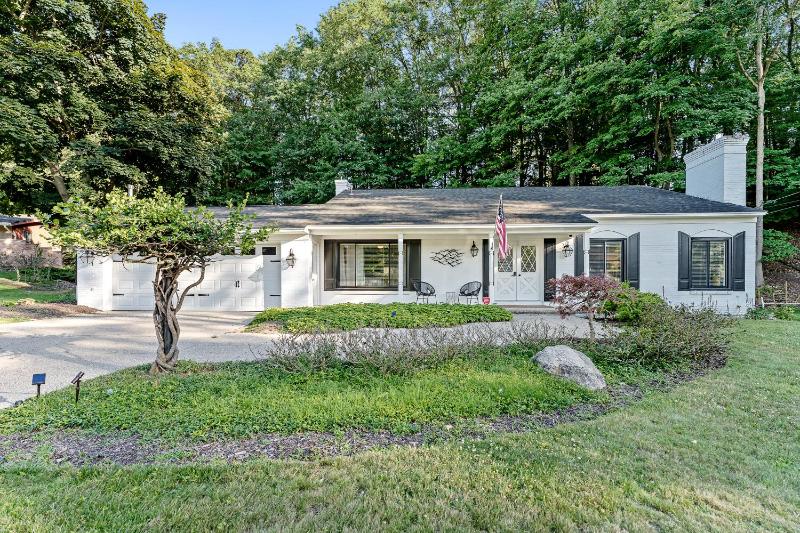 Four-Bedroom House image 2