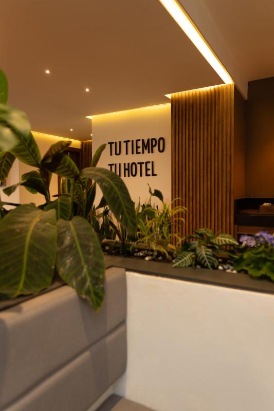 Hotel ByHours Las Américas - image 16