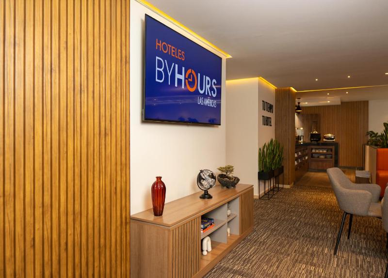Hotel ByHours Las Américas - image 12