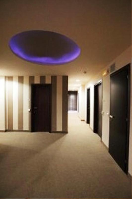 Junior Suite image 2