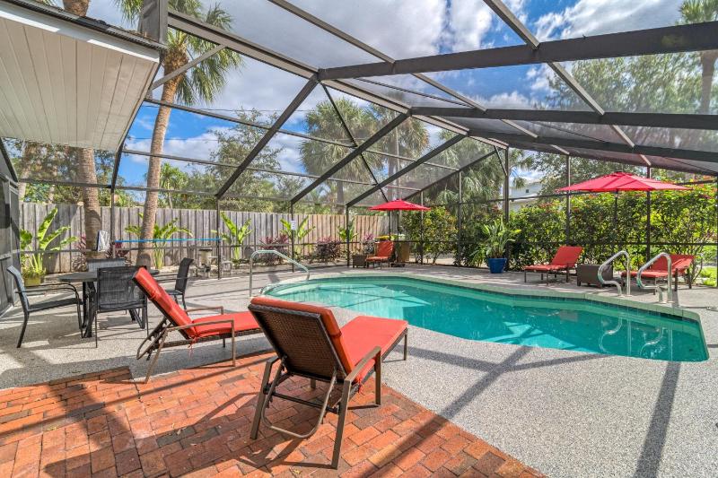Canal Front Home in Sarasota with Private Heated Pool & Outdoor Patio! - image 21