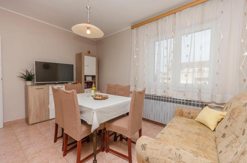 Apartment Goran center - image 11