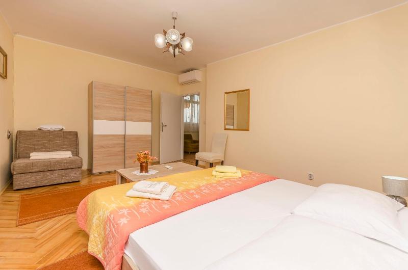 Apartment Goran center - image 20