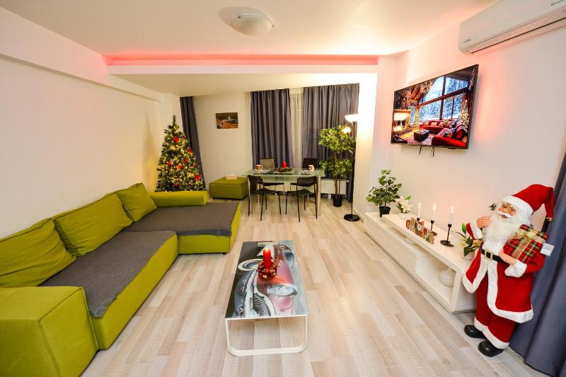Apartment with Terrace image 4