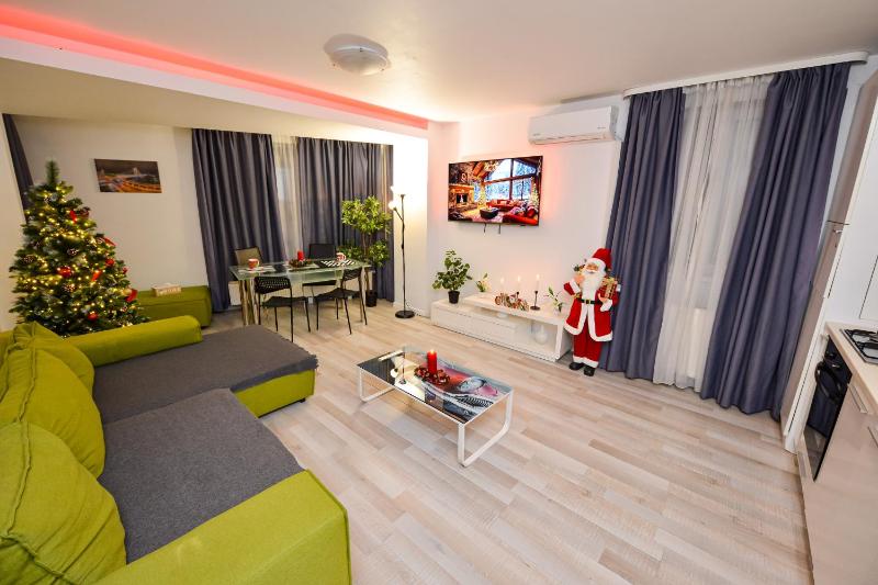 Two-Bedroom Apartment with Balcony and Terrace image 4