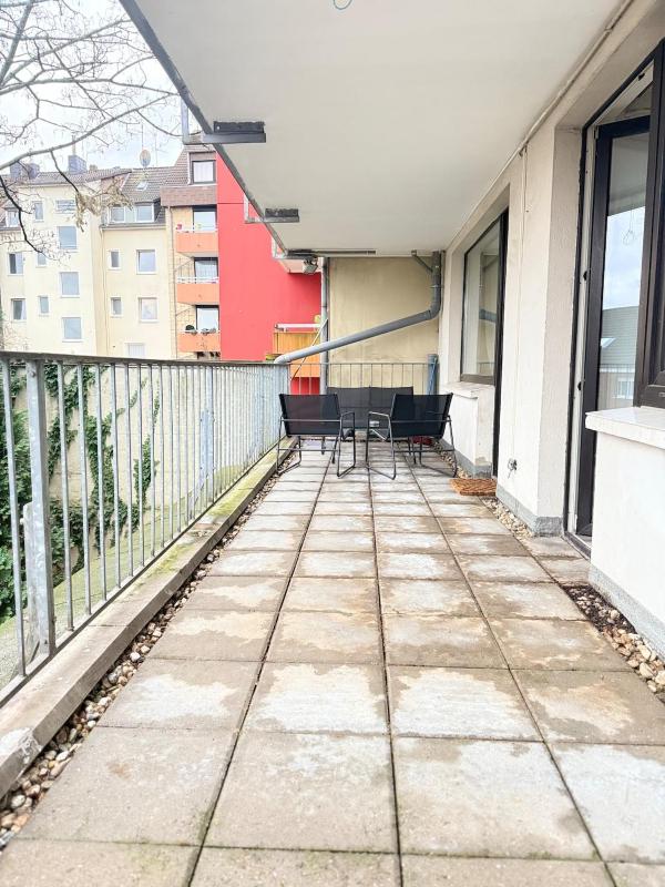 2 minutes from Hauptbahnof - image 1