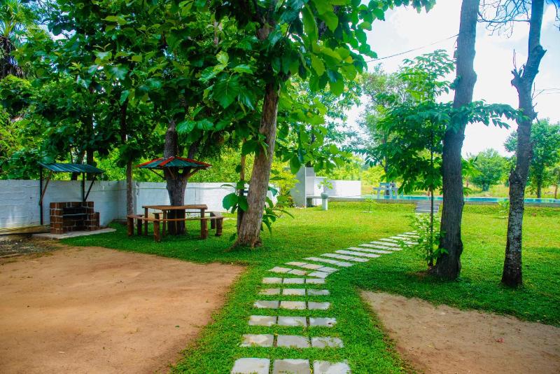 Dhona's Villa - image 3