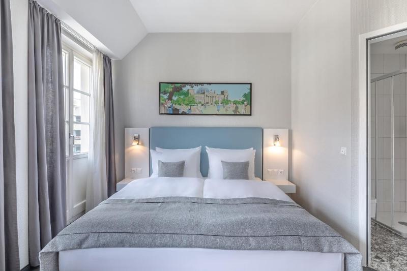 Standard Single Room image 2