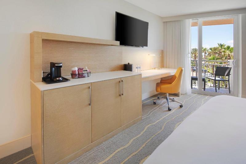 Delta Hotels Daytona Beach Oceanfront - image 18