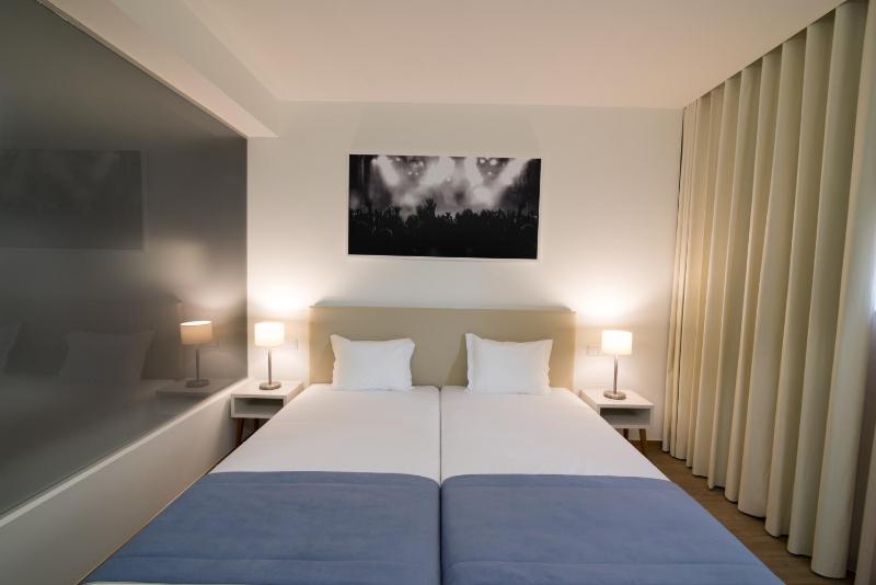 Porto Coliseum Hotel - image 7