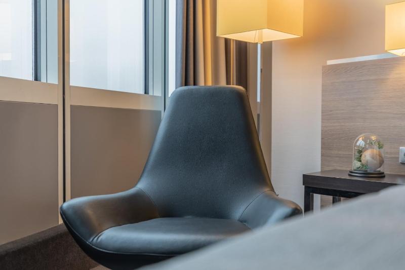 Single Room image 3