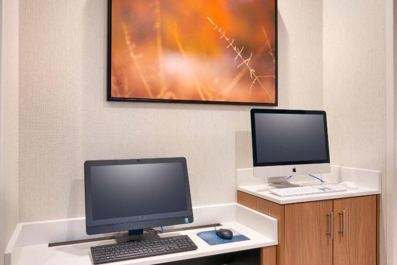Fairfield Inn & Suites by Marriott Rockport - image 10