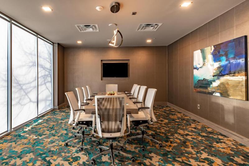 Element by Marriott Dallas Downtown East - image 22