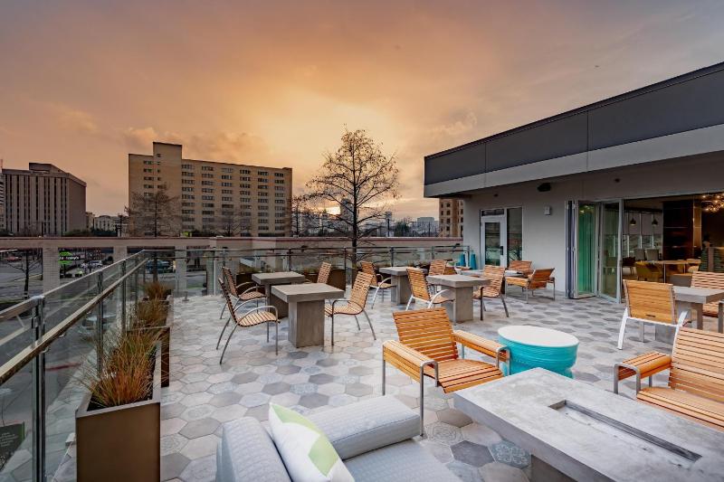 Element by Marriott Dallas Downtown East - image 16