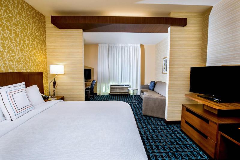 King Suite with Sofa Bed image 1