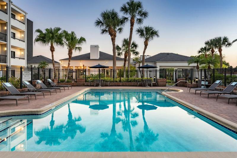 Courtyard by Marriott Tampa Westshore/Airport - image 1