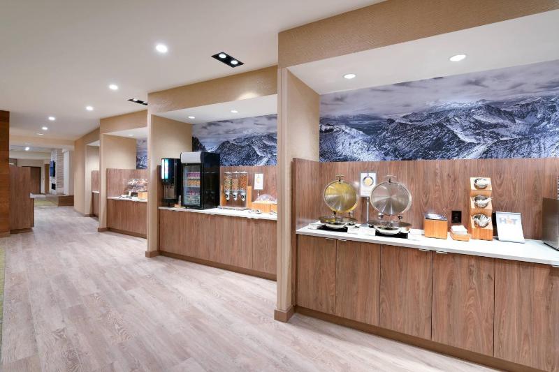 Fairfield by Marriott Inn & Suites Denver West/Federal Center - image 9