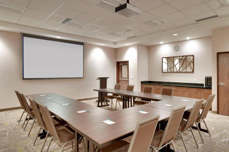 Fairfield by Marriott Inn & Suites Denver West/Federal Center - image 28