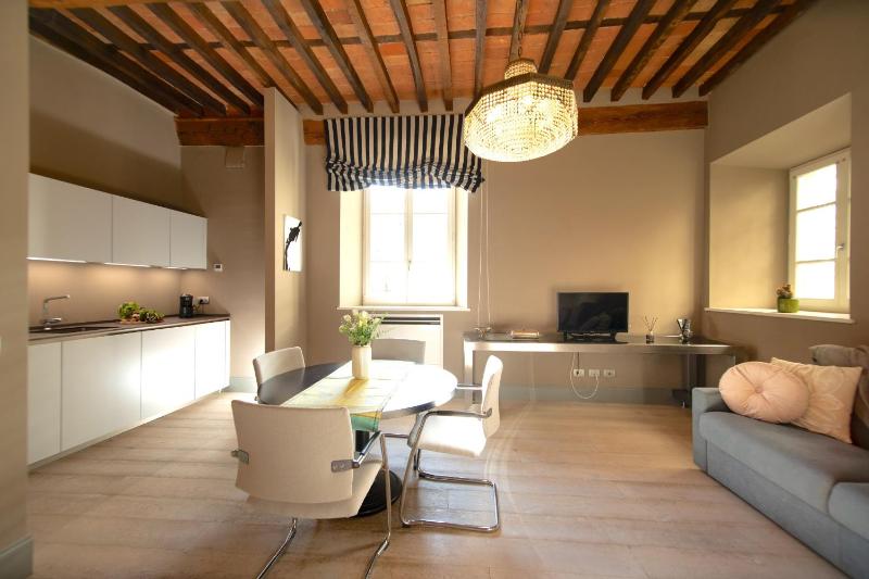 The Tower Apartment in Center Town - image 7