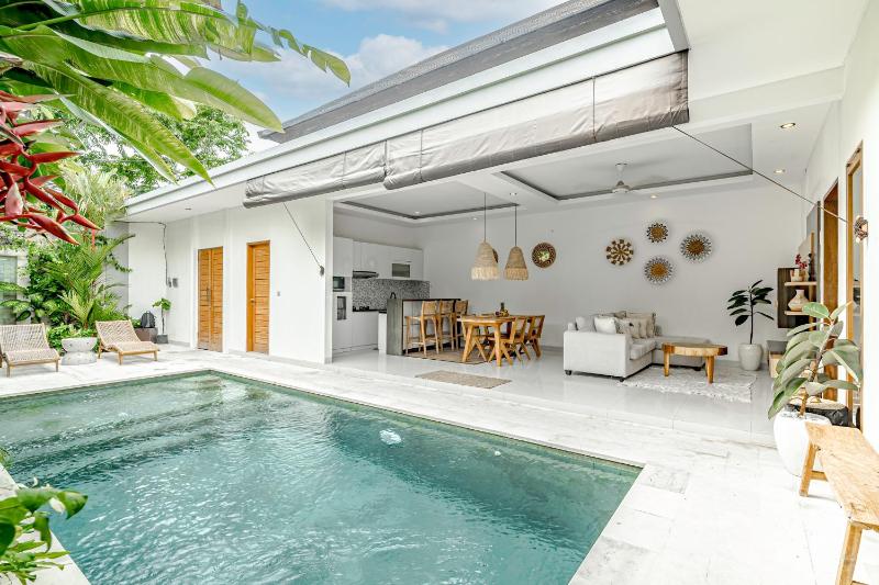 Villa Tropicasa 1 by Bali Villa Solutions - image 11
