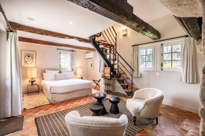 One-Bedroom Chalet - Spa Access Not Included in the Rate image 2