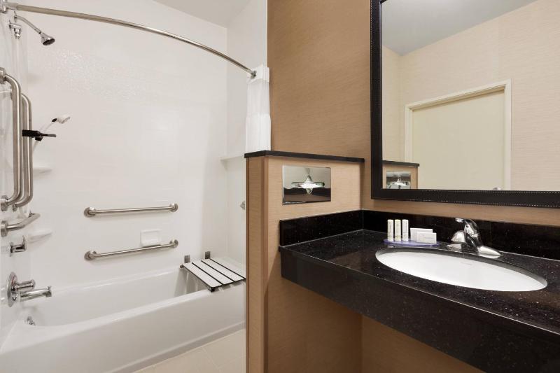 King Room image 2