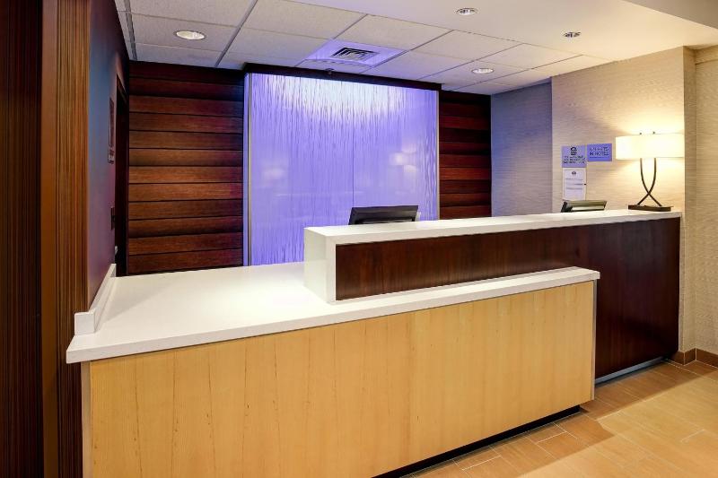 Fairfield Inn & Suites by Marriott Tampa Brandon - image 4