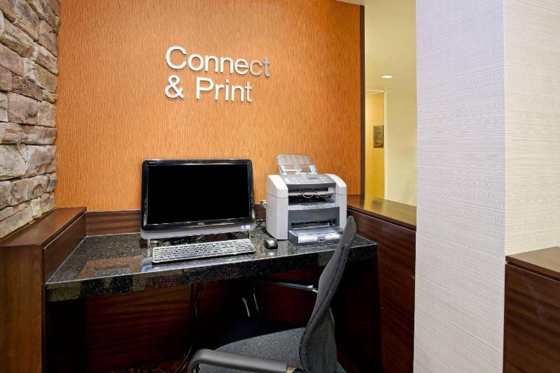 Fairfield Inn & Suites by Marriott Tampa Brandon - image 8