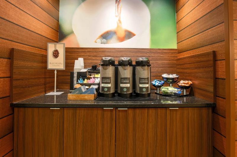 Fairfield Inn & Suites by Marriott Tampa Brandon - image 16