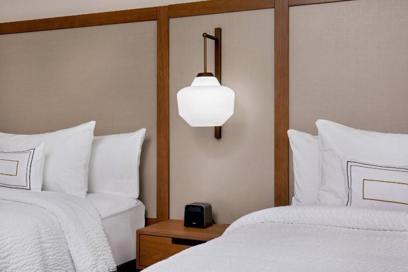 Double Queen Room image 1