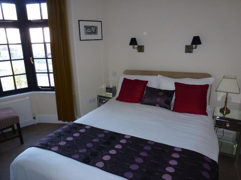 Inland Double Room image 1