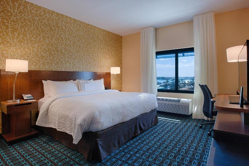 Fairfield Inn & Suites by Marriott Clearwater Beach - image 15